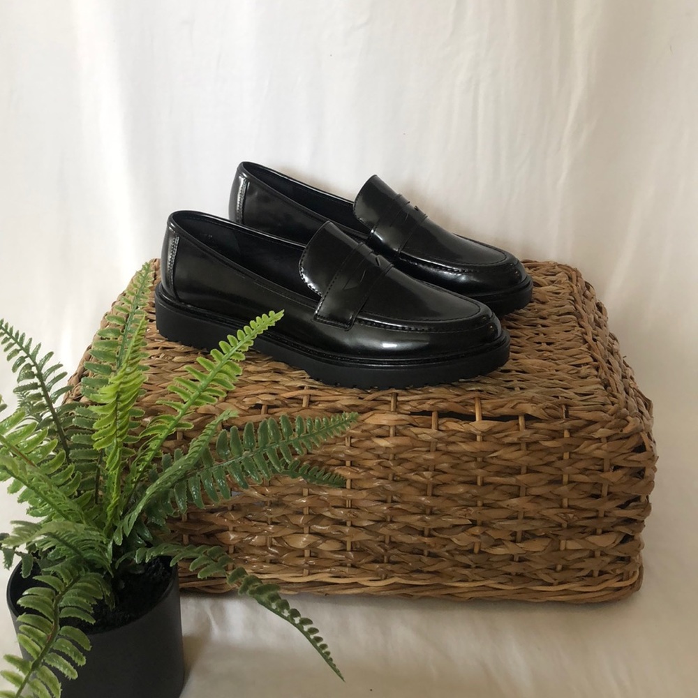 H&M loafers NWOT